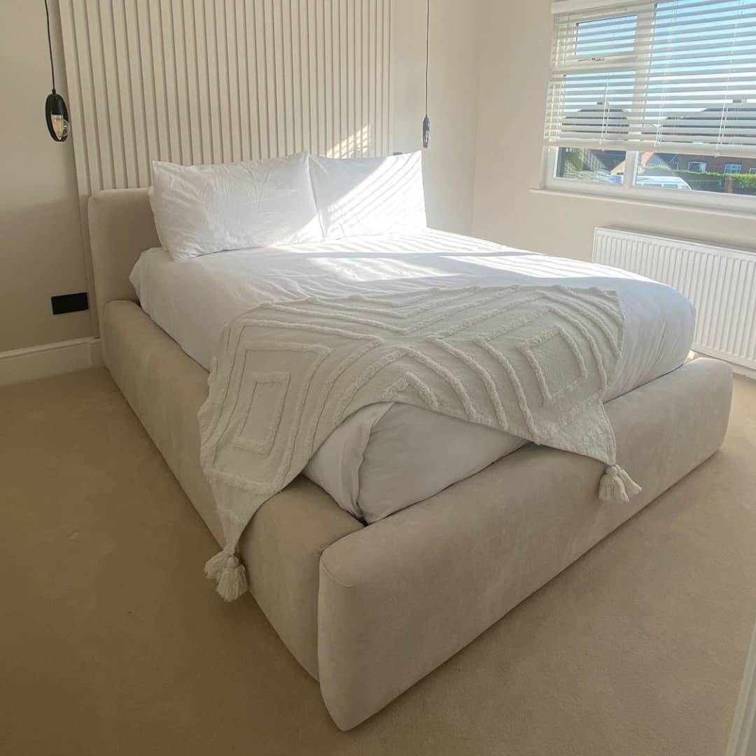 The Luxury Bed Company Alwyn Upholstered Bed Frame